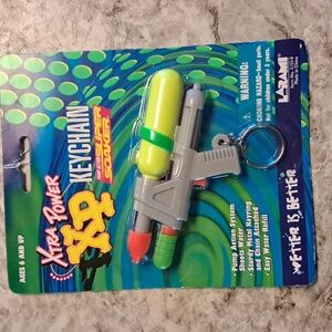Super Soaker Vintage 90's key chain
